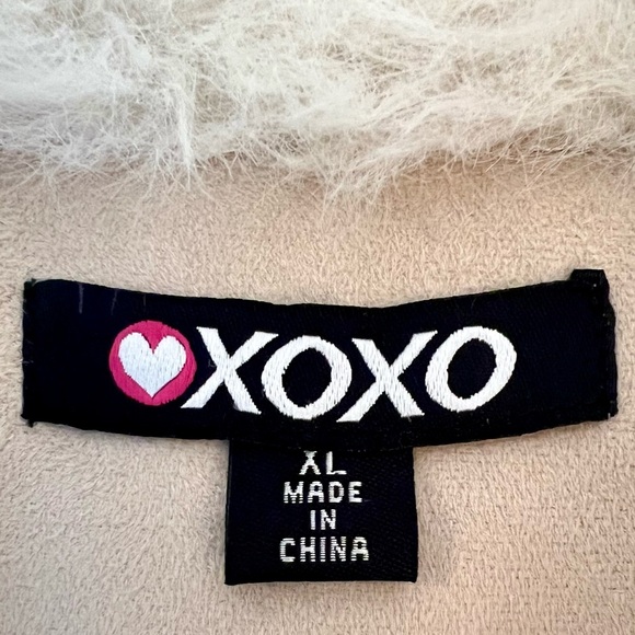 XOXO Women's Tan Faux Suede Teddy Jacket with Faux Fur Collar, Size XL, EUC! - Picture 2 of 11